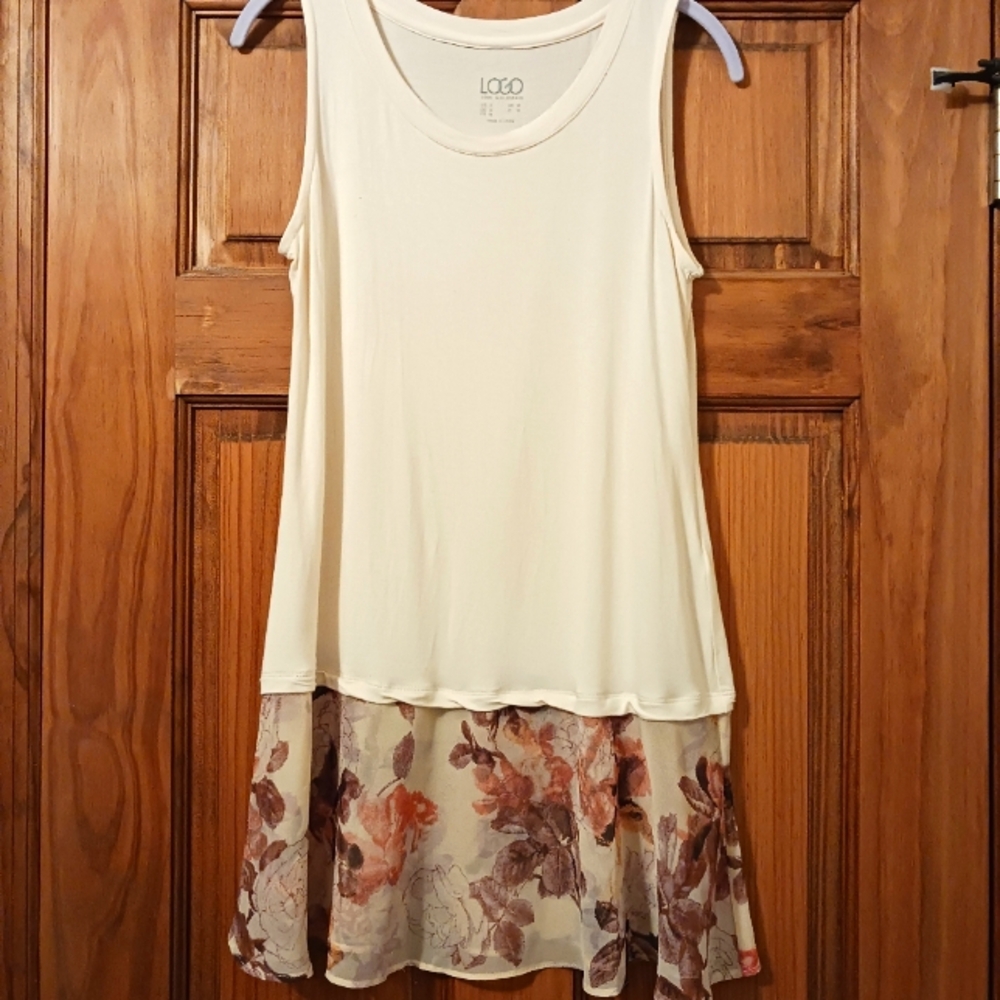 Logo by Lori Goldstein Solid Round Neck Tank W/ Floral Chiffon Hem Champagne Sm